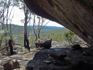 Dandahra Crags walking track, Gibraltar Range National Park