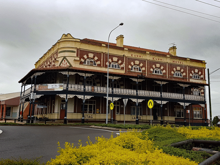 Kurri Kurri Hotel | Two Minute Postcards